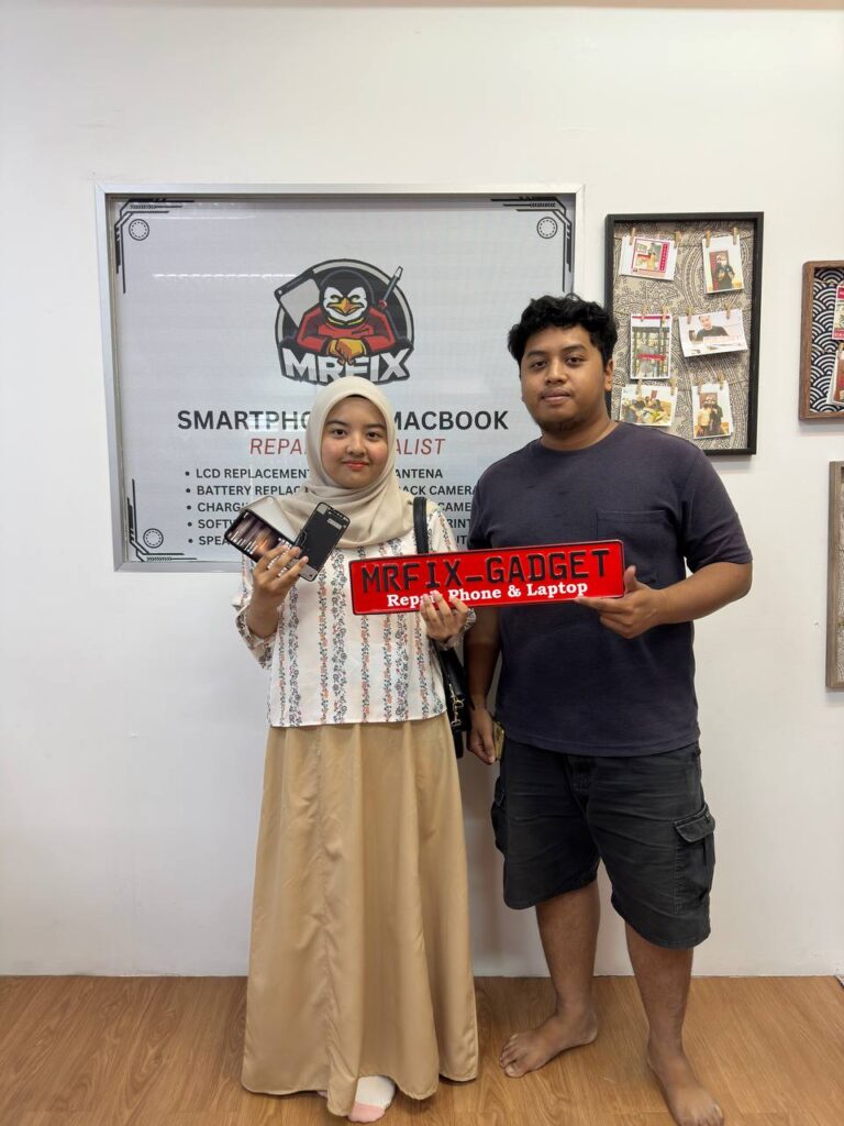 kedai repair phone kota warisan